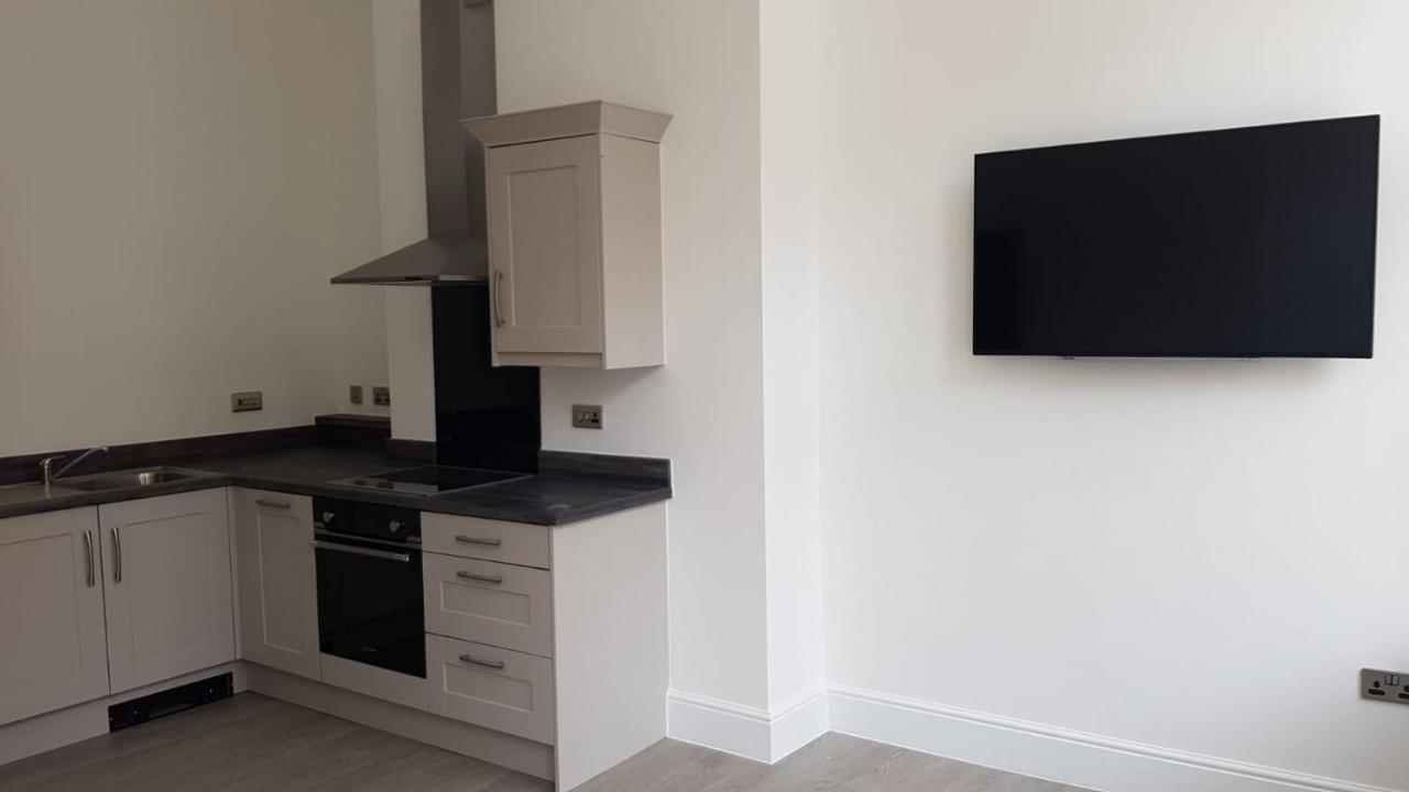 16 Queen Avenue City Centre Serviced Apartment W Free Parking Liverpool Luaran gambar