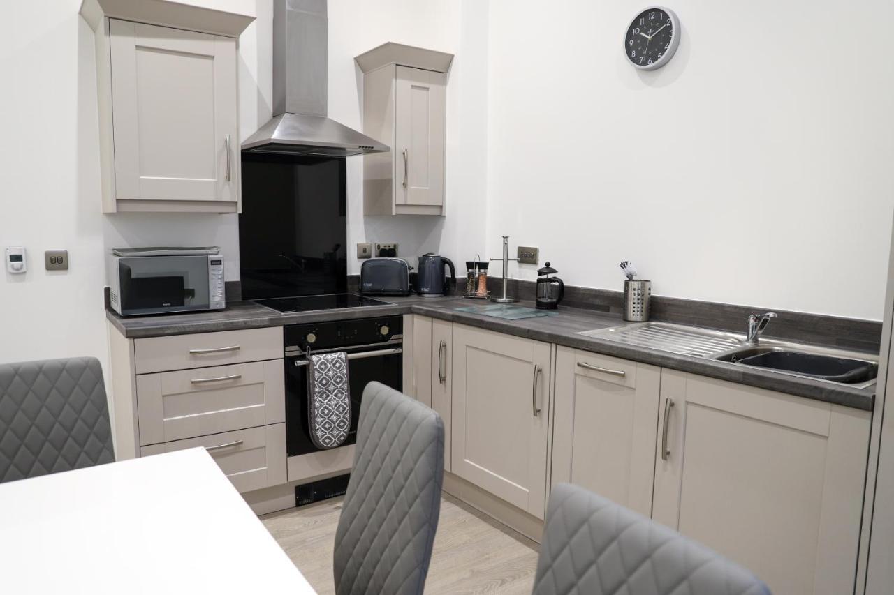 16 Queen Avenue City Centre Serviced Apartment W Free Parking Liverpool Luaran gambar